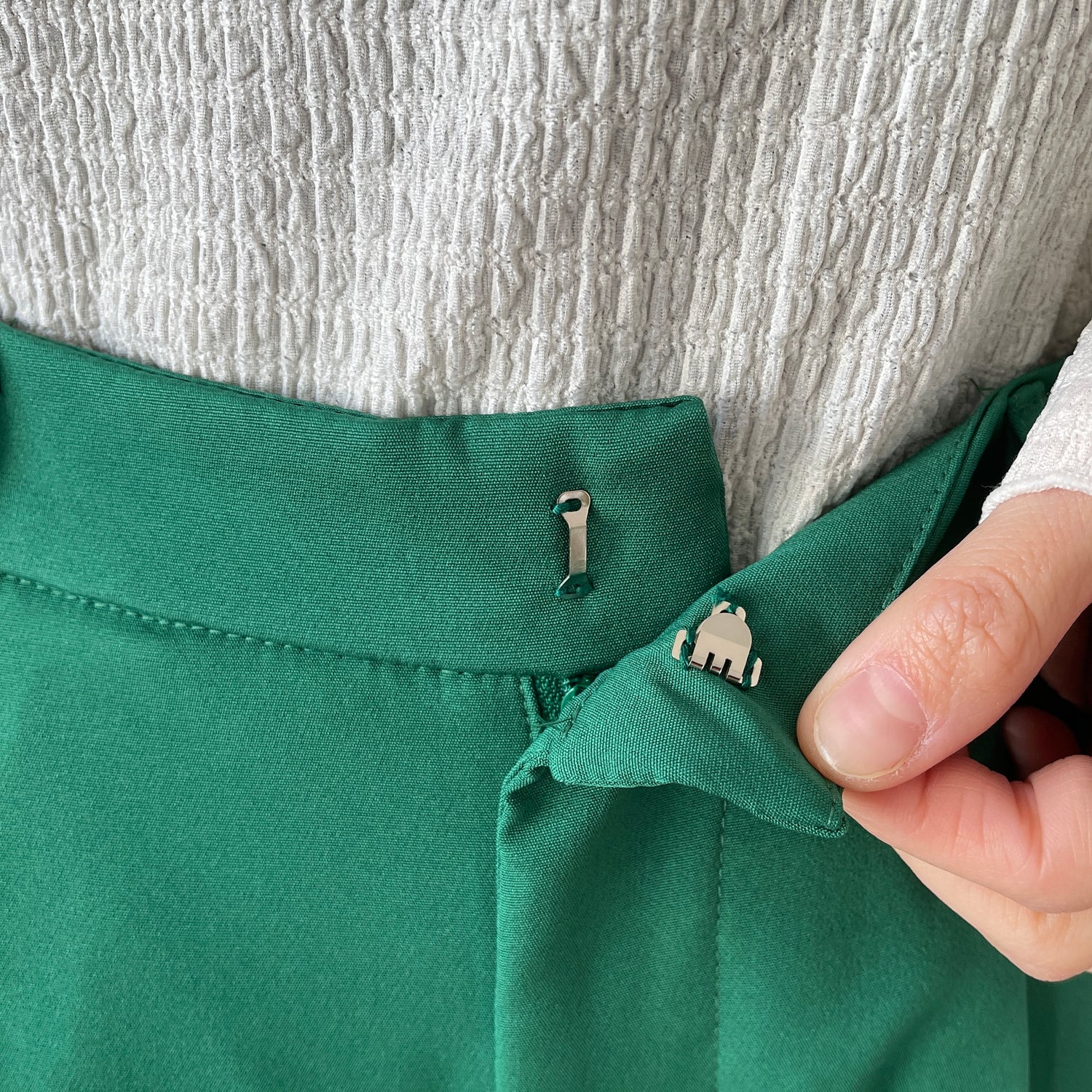 【SAMPLE】color slacks / green