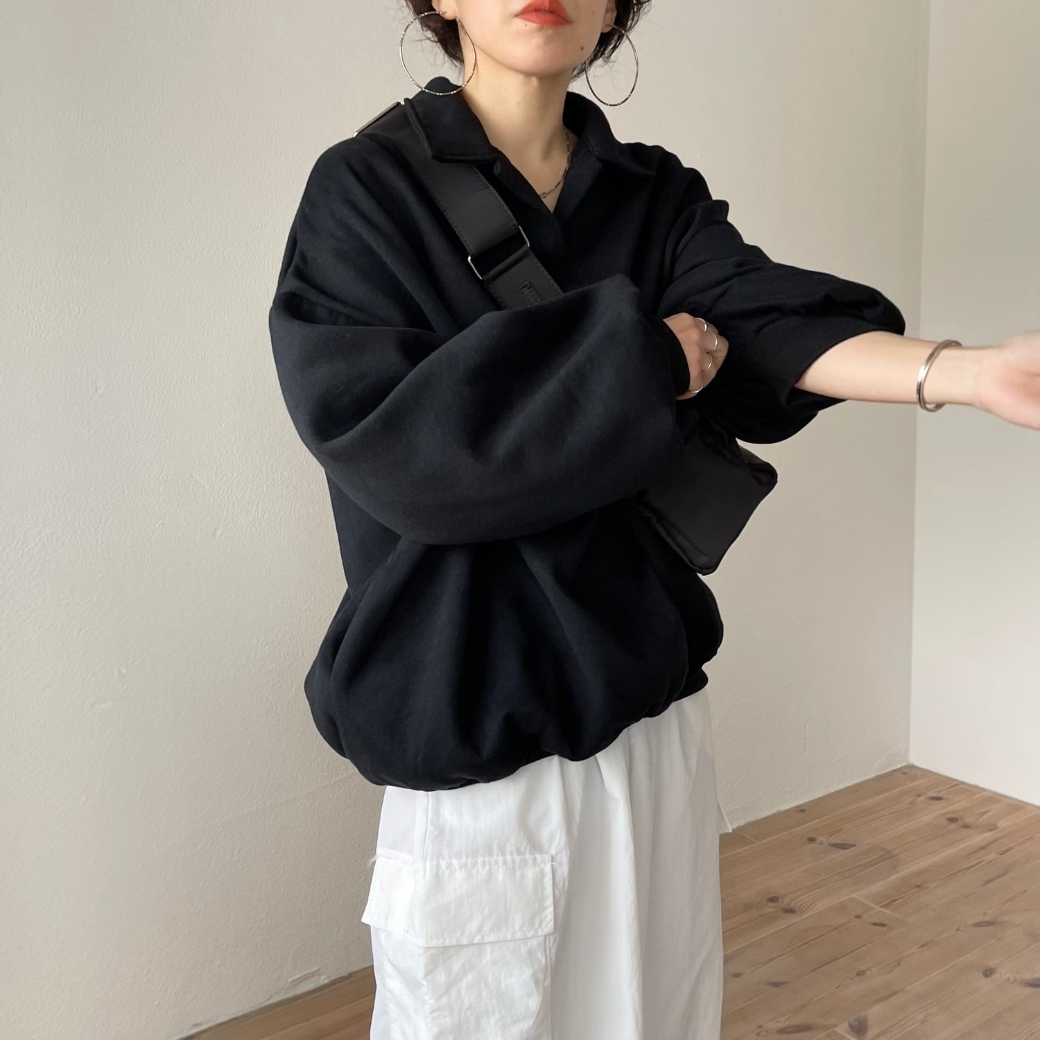 over size volume sleeve sweat / black | wee9s | ウィークス 