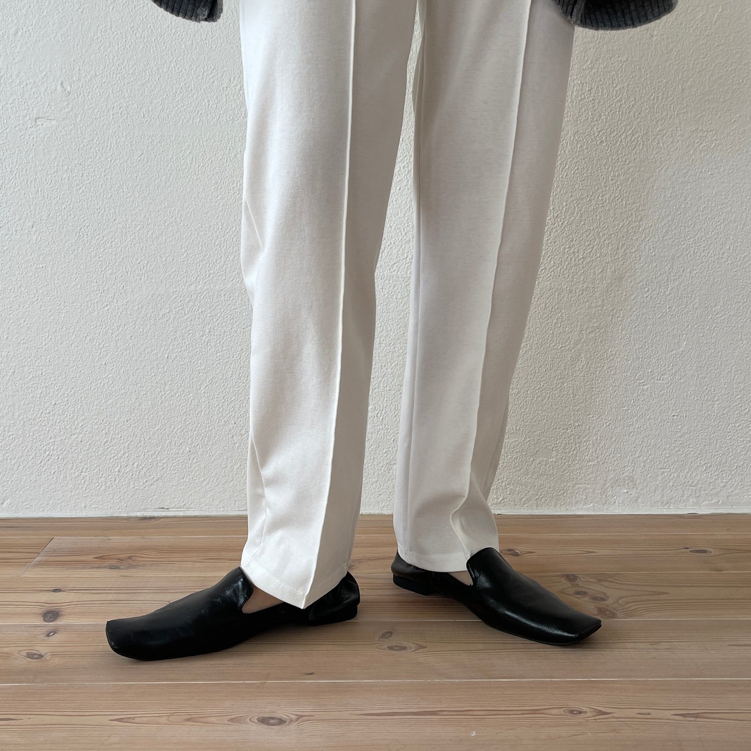 center line relax sweat pants / ivory