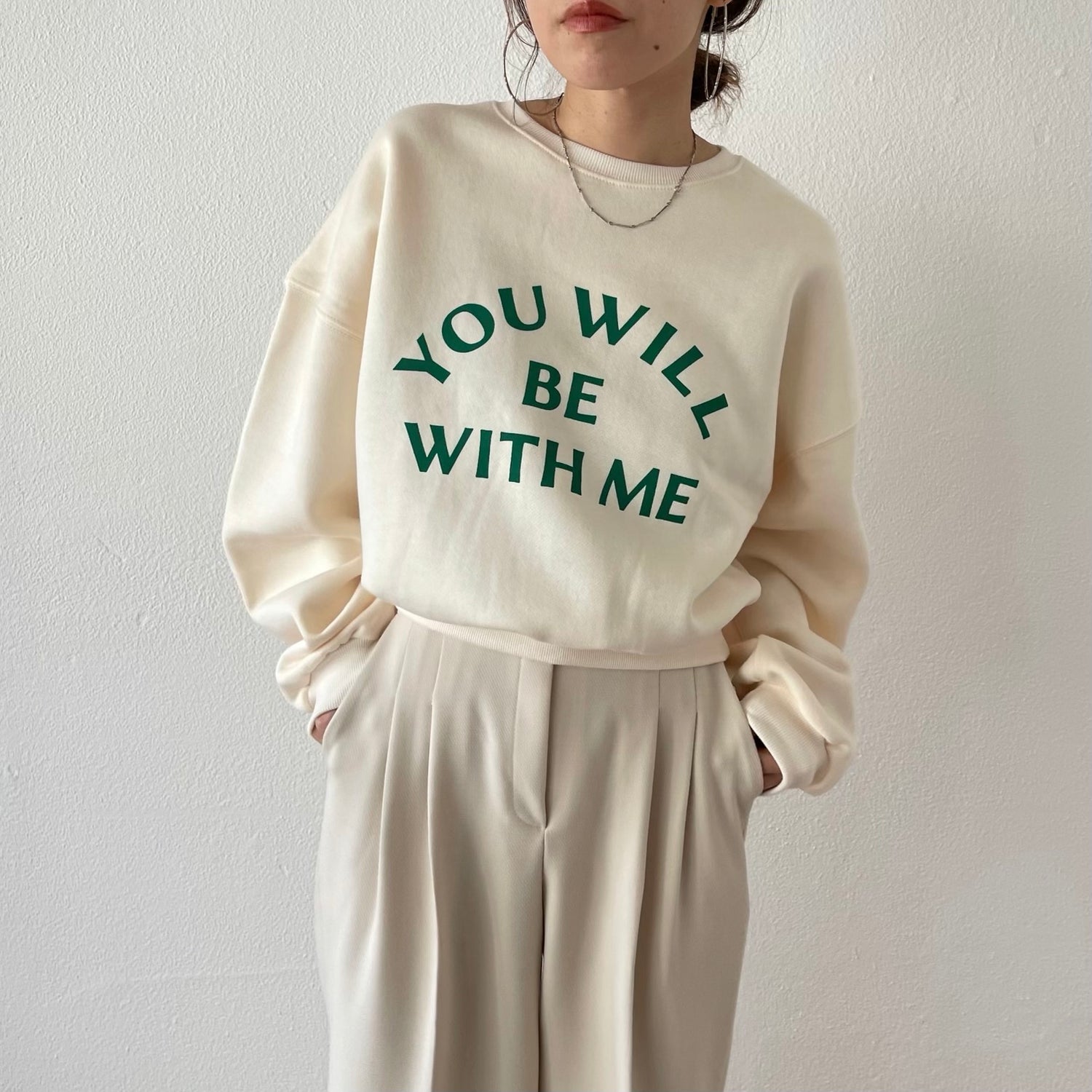 with me ! short sweat / ivory