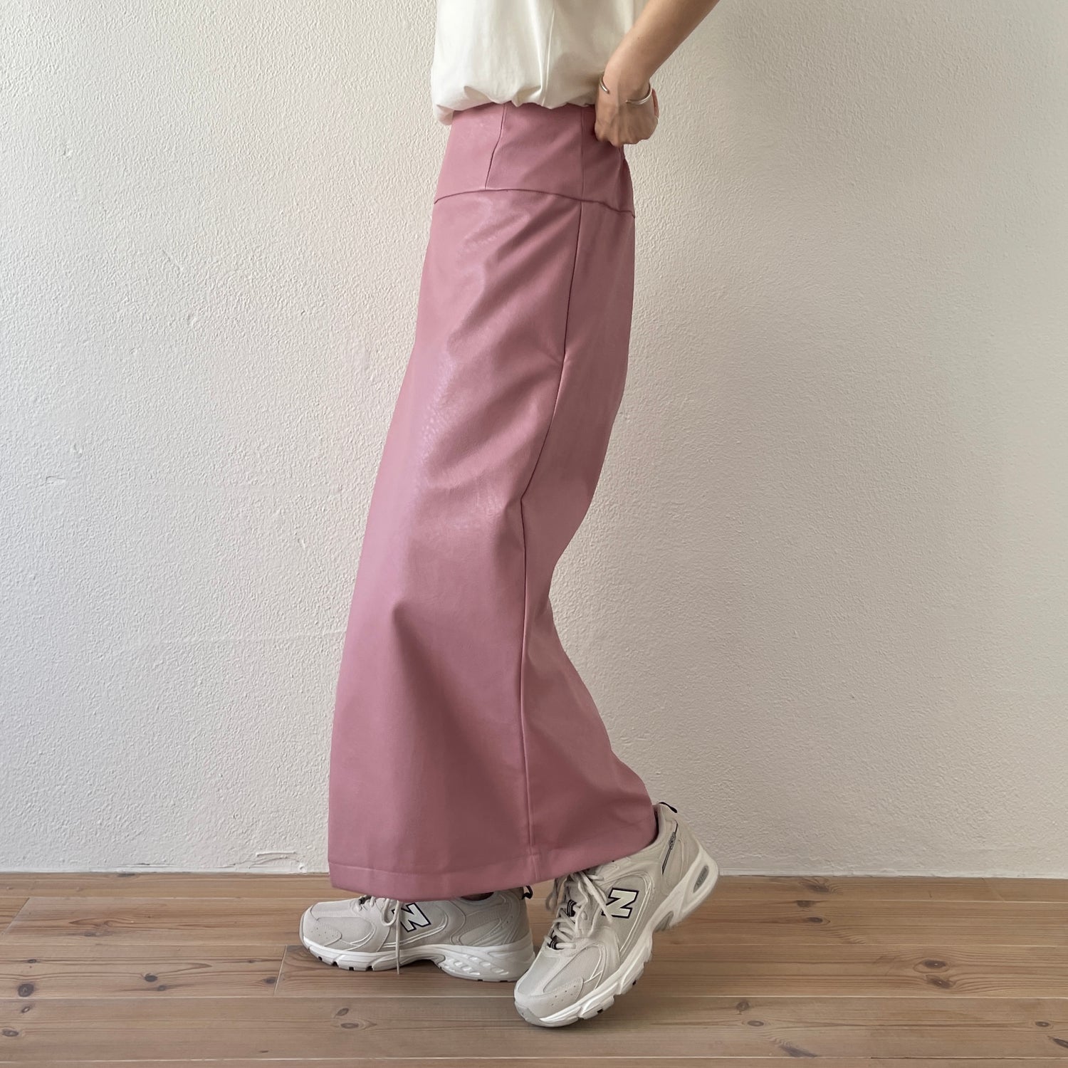 eco leather wrap skirt / pink