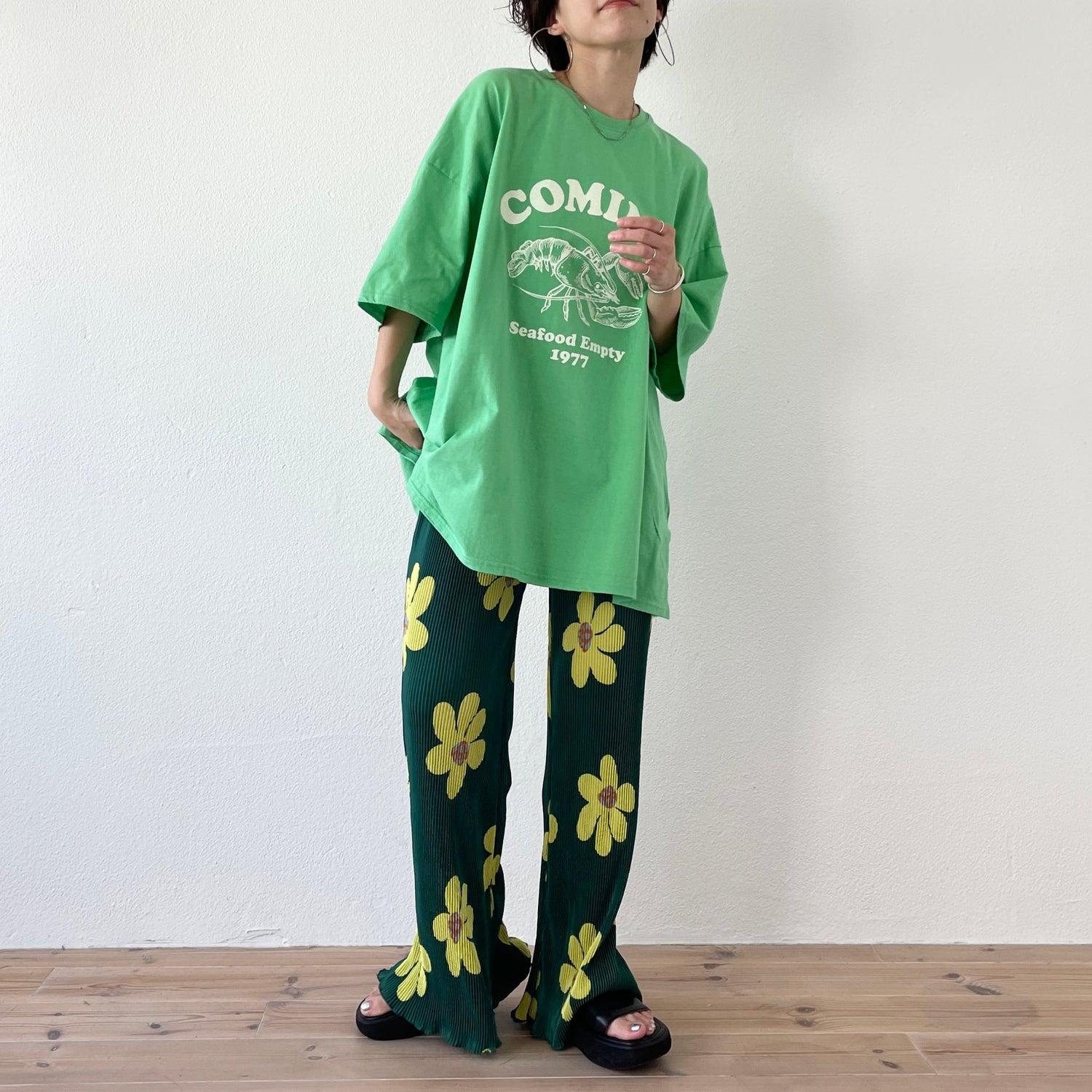 【SAMPLE】relax flower pleats pants / green