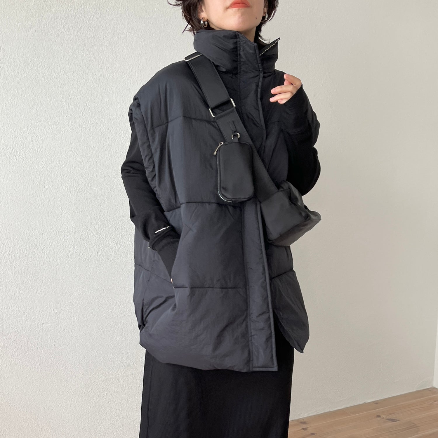 over size fake down vest / black | wee9s | ウィークス オフィシャル