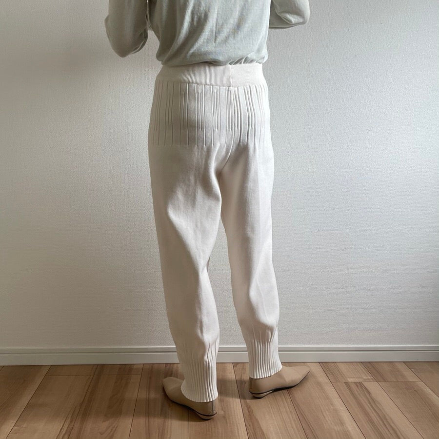 relax knit pants / ivory （リラックスニットパンツ） | wee9s