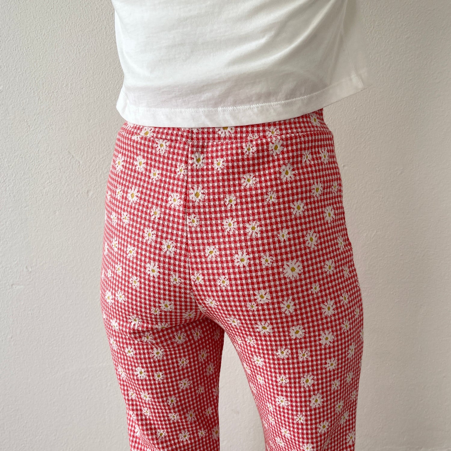 【SAMPLE】daisy flare pants / red