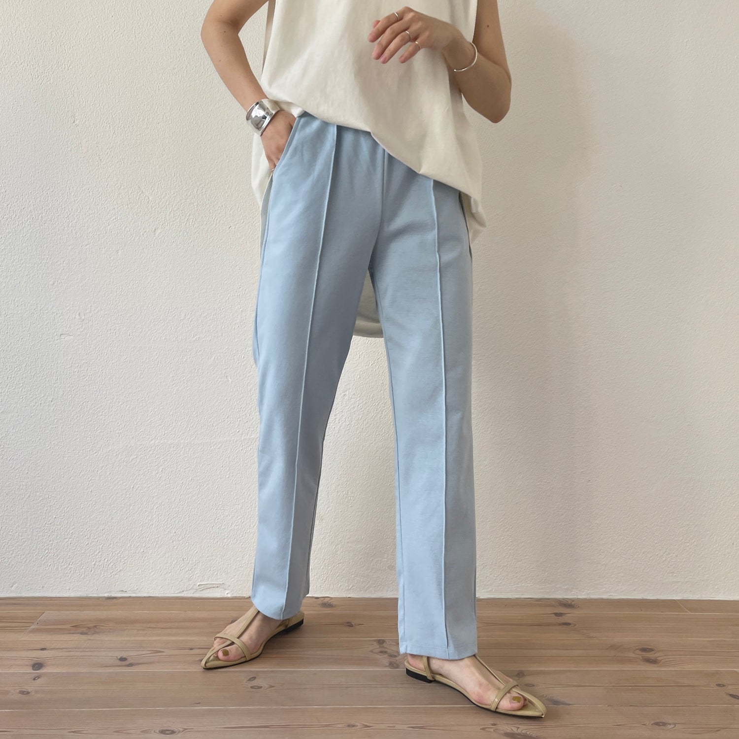 【SAMPLE】center line relax sweat pants / sky blue