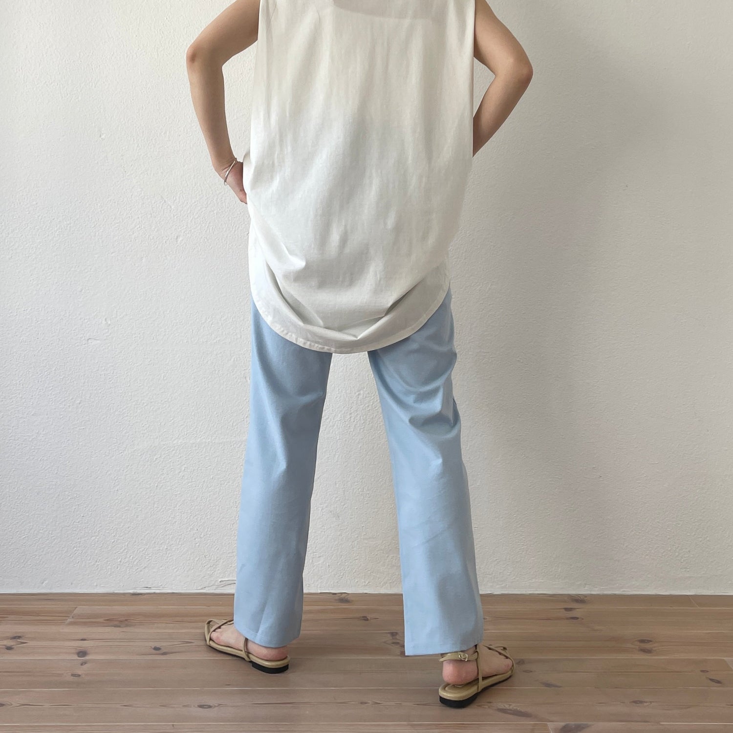 【SAMPLE】center line relax sweat pants / sky blue