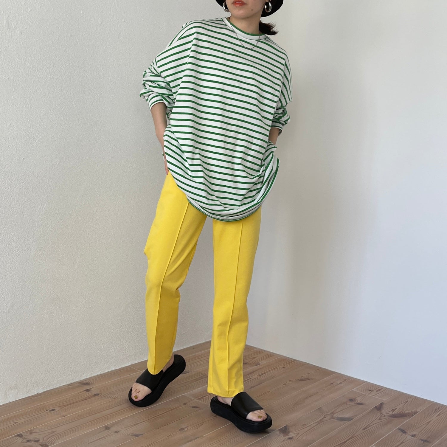 【SAMPLE】center line relax sweat pants / yellow