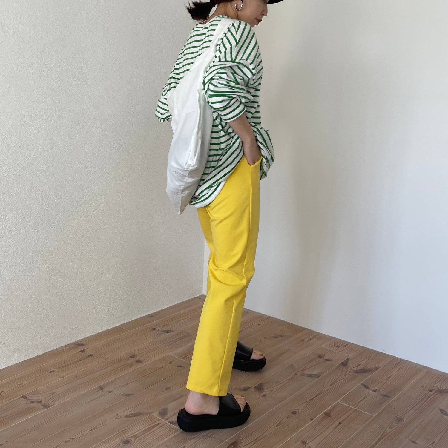 【SAMPLE】center line relax sweat pants / yellow