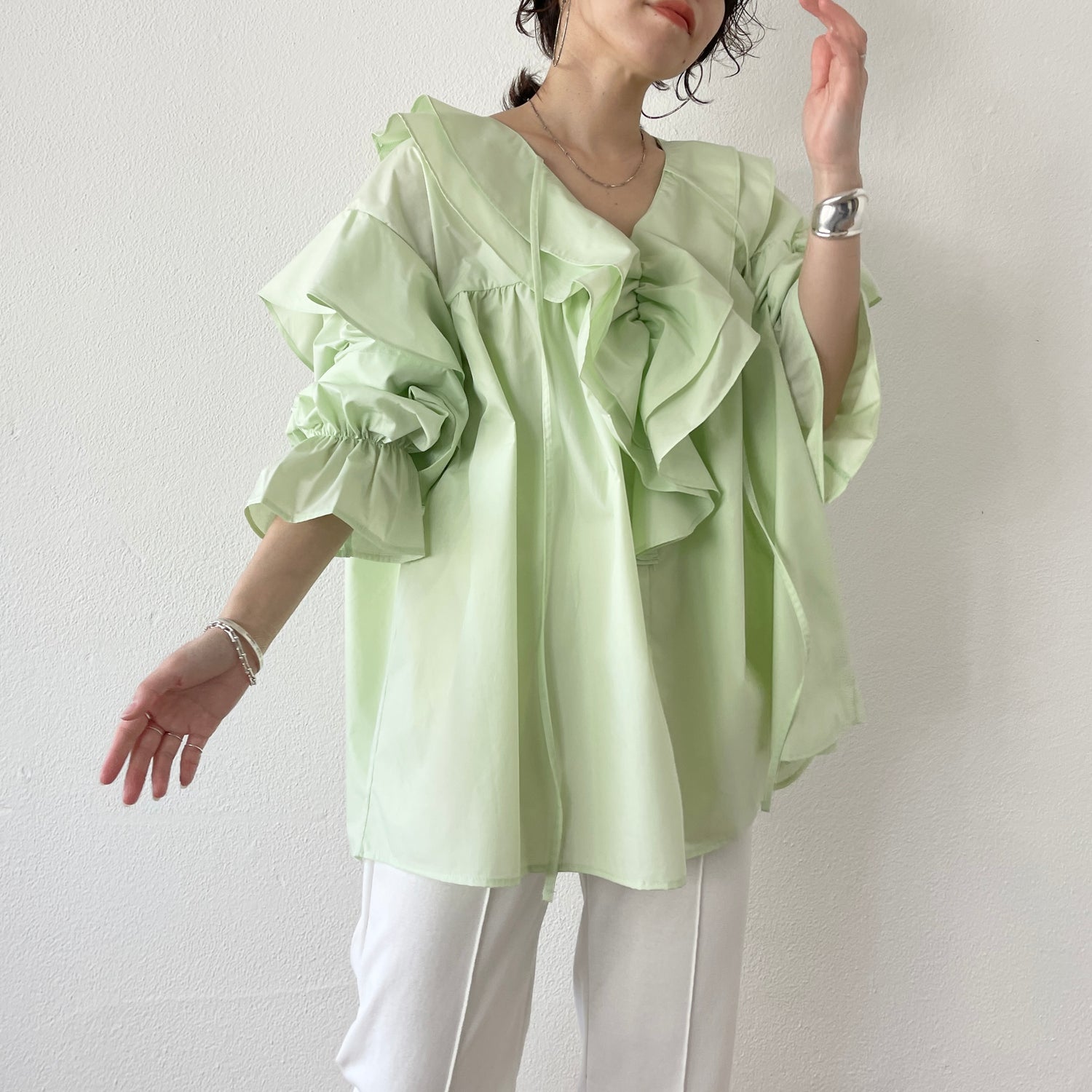 big collar frill blouse / mint