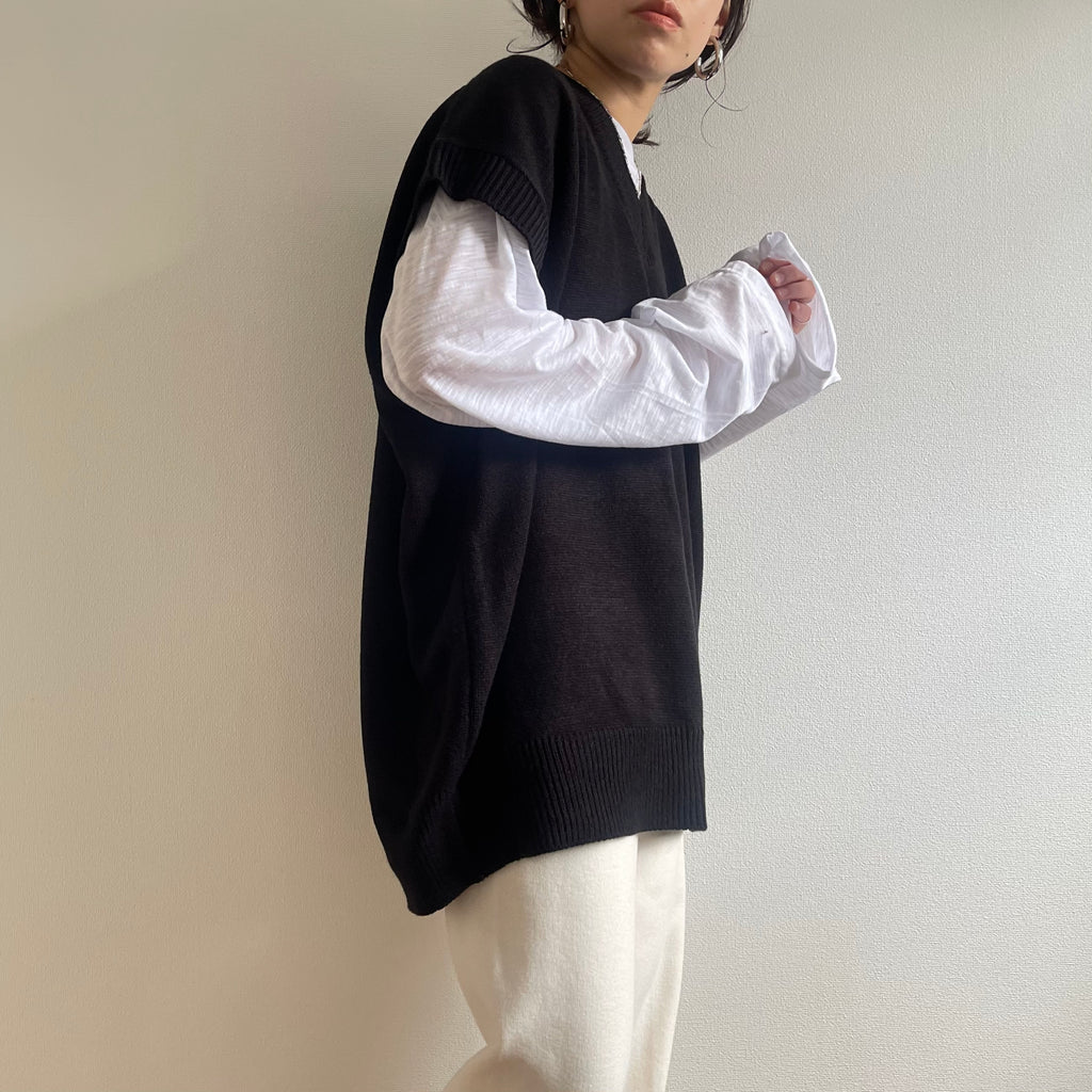 over size HOSOMIE vest / black （オーバーサイズホソミエベスト