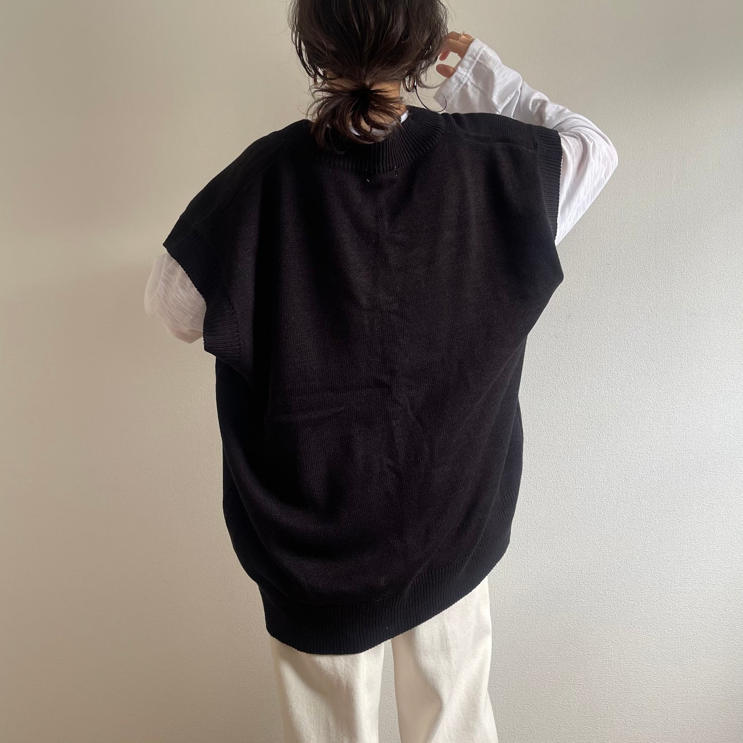 over size HOSOMIE vest / black