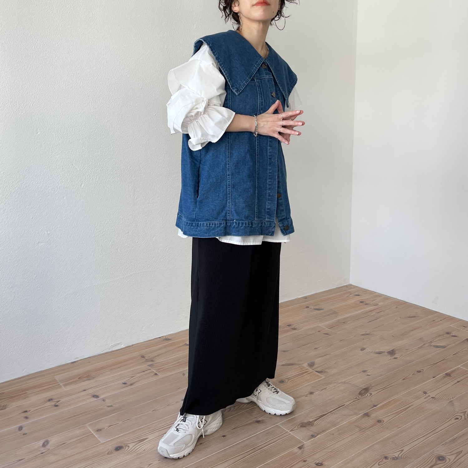 【ZOZOTOWN】vintage like big collar denim vest / blue