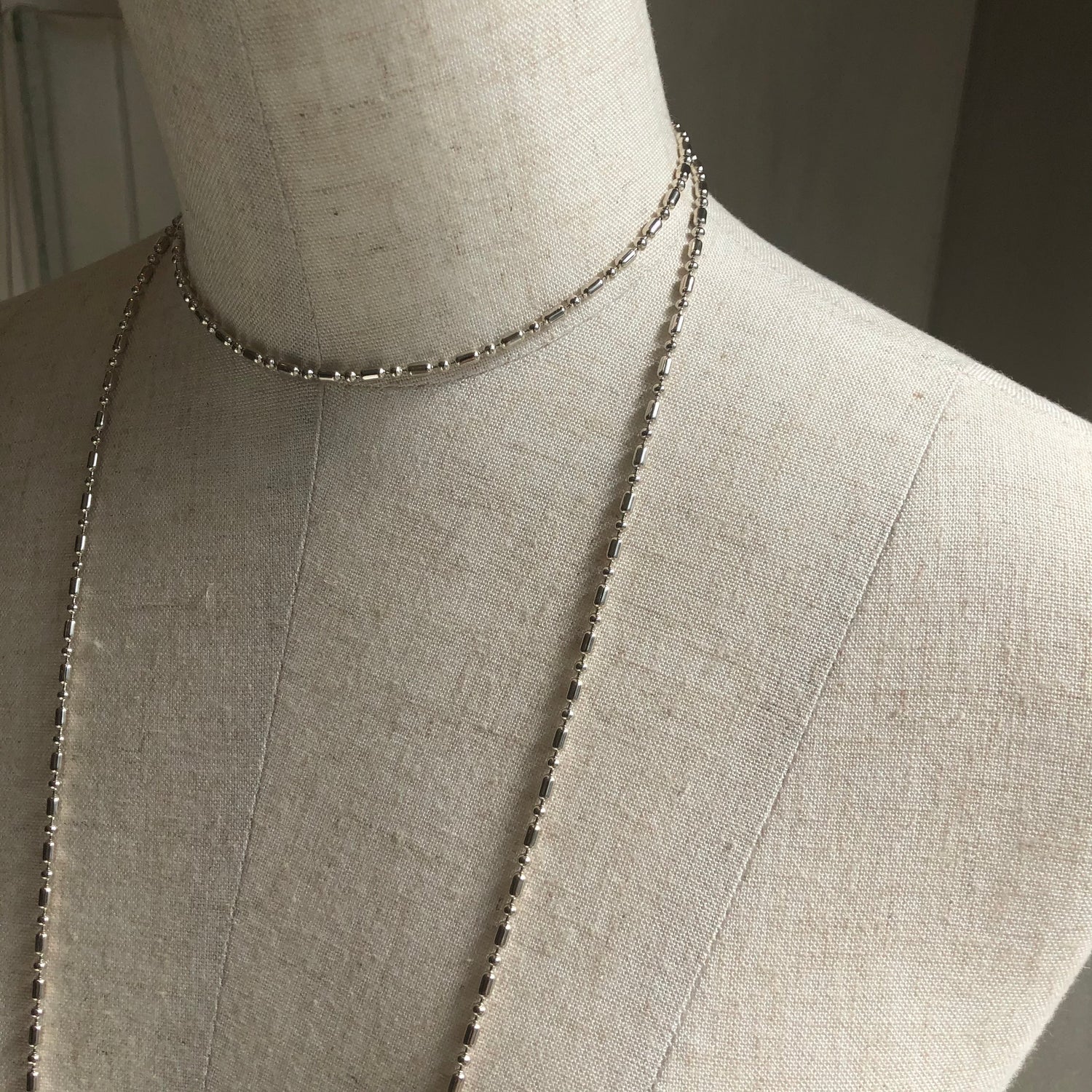 super long chain necklace / silver