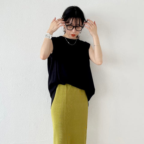 CHIRARISM tank top / black [FREEのみ]