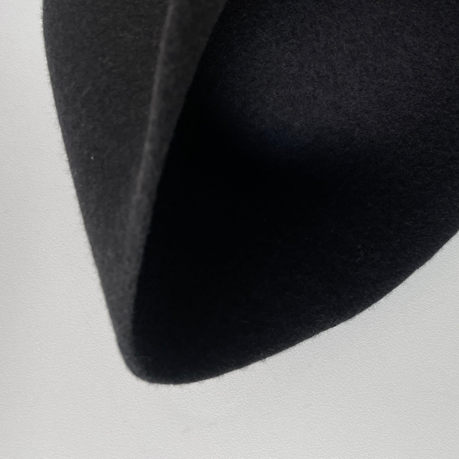 wool bucket hat / black