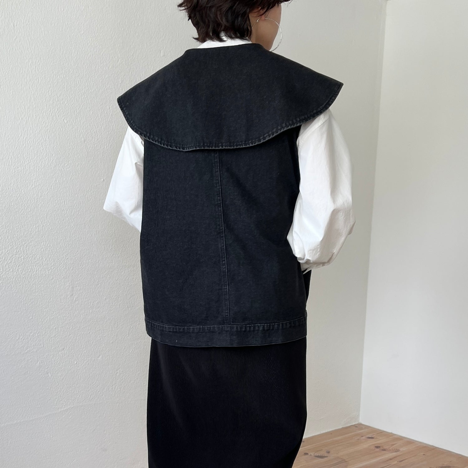 【ZOZOTOWN】vintage like big collar denim vest / black