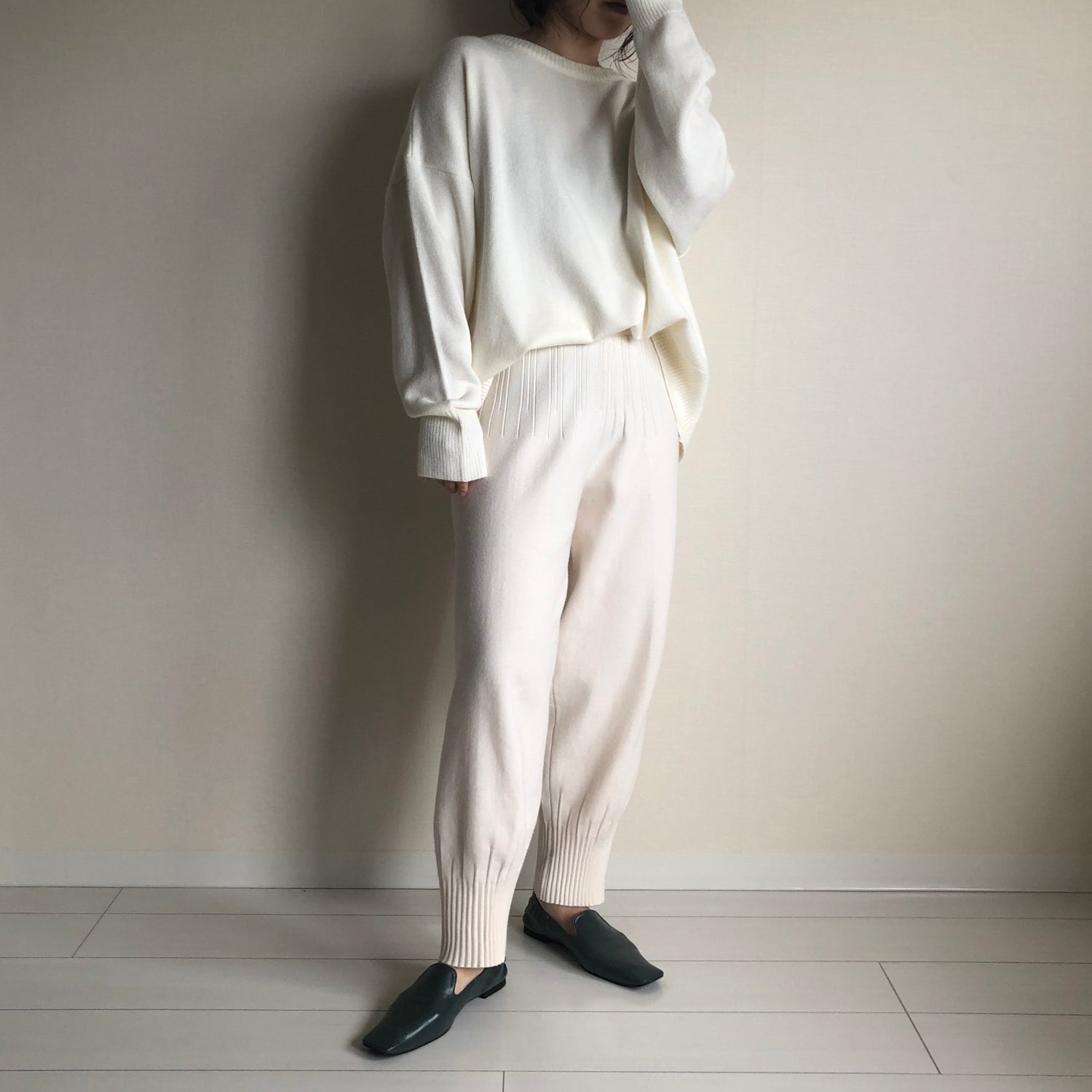 relax knit pants / ivory （リラックスニットパンツ） | wee9s 